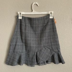 GREY PLAID MINI-SKIRT